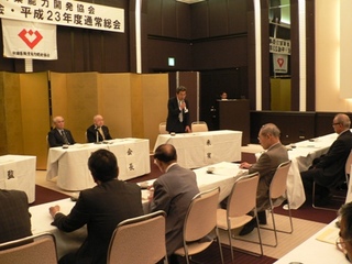 P1070775-1.JPG